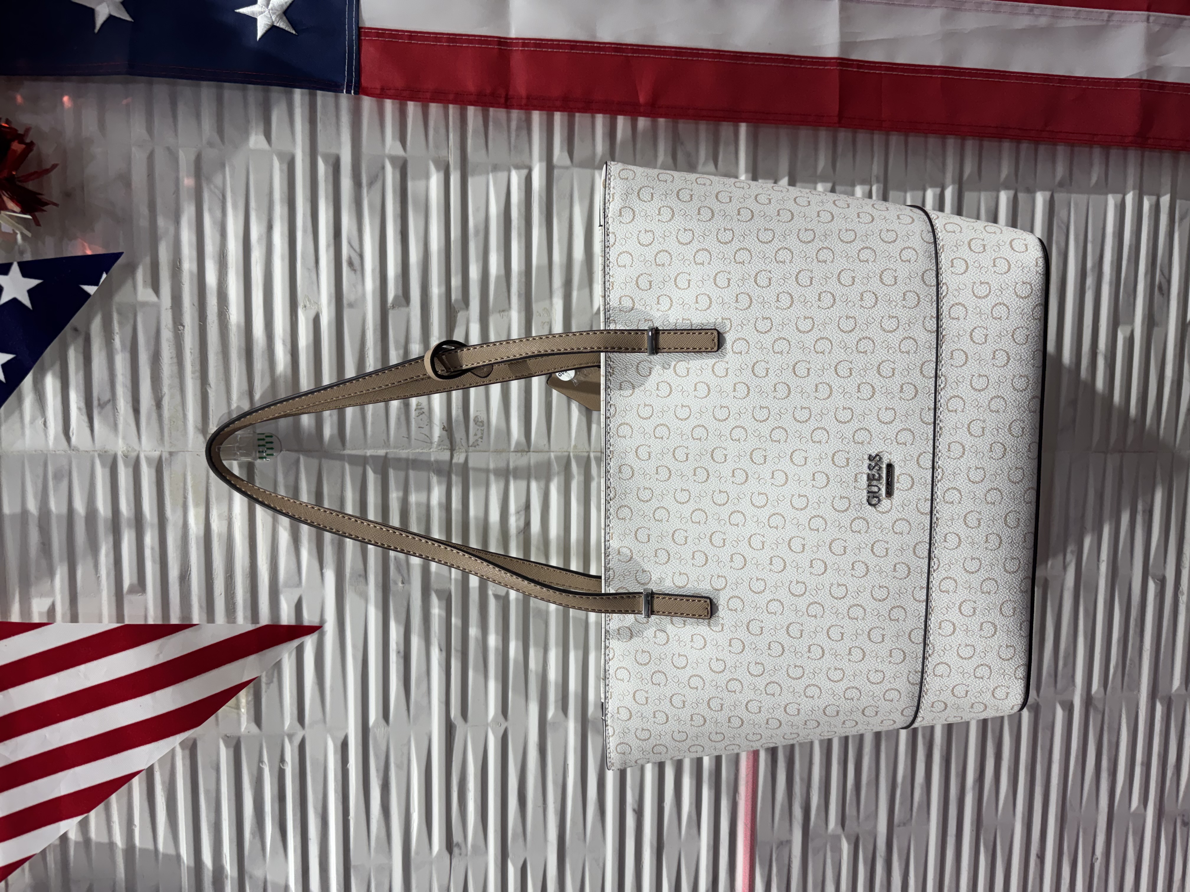 Bolso Tote Guess